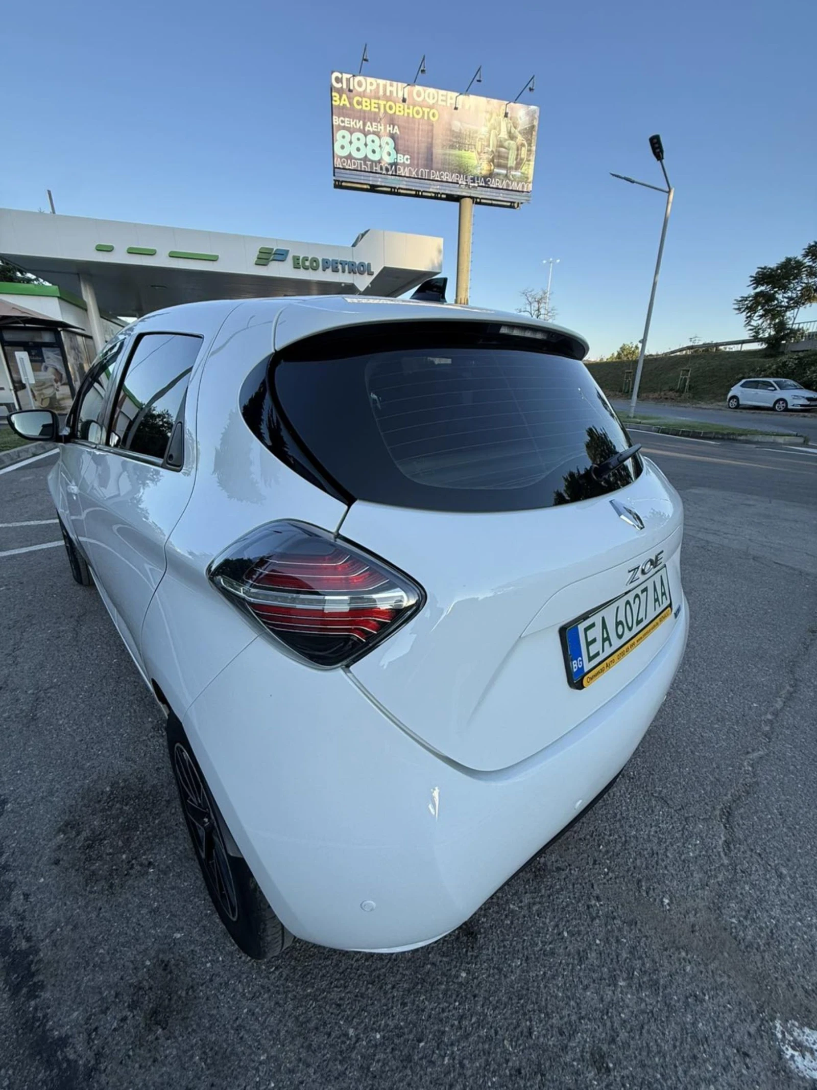 Renault Zoe 52kWh 81000км ТОП, снимка 5 - Автомобили и джипове - 55270549