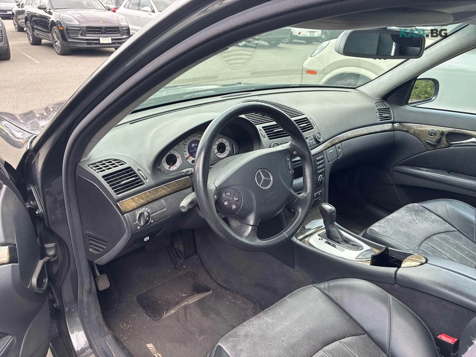 Mercedes-Benz E 55 AMG Автокредит Цена до България, снимка 6 - Автомобили и джипове - 55331414