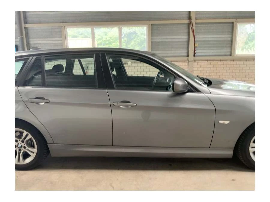 BMW 318 3er 318d, снимка 9 - Автомобили и джипове - 55366823