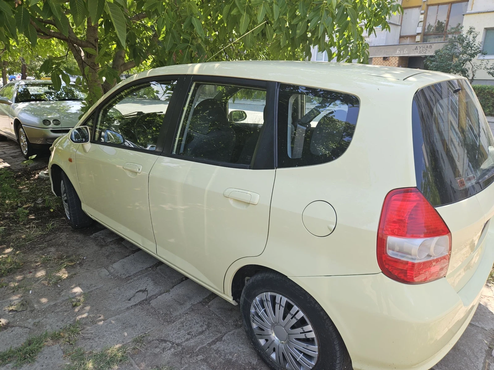 Honda Jazz, снимка 3 - Автомобили и джипове - 55419807