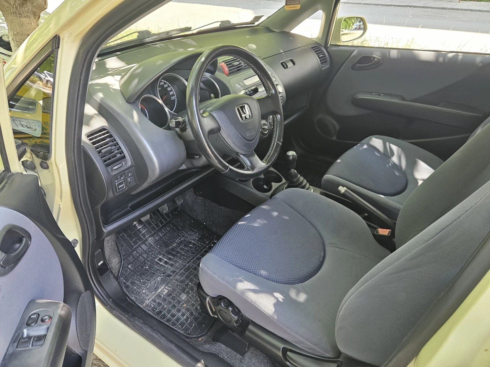 Honda Jazz, снимка 10 - Автомобили и джипове - 55419807