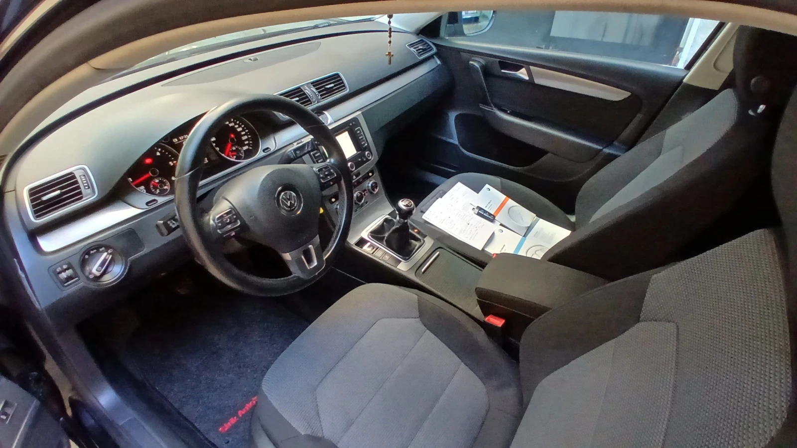 VW Passat 1.6TDI KLIMATRON NAVI 5299  | Mobile.bg � ����������� 9