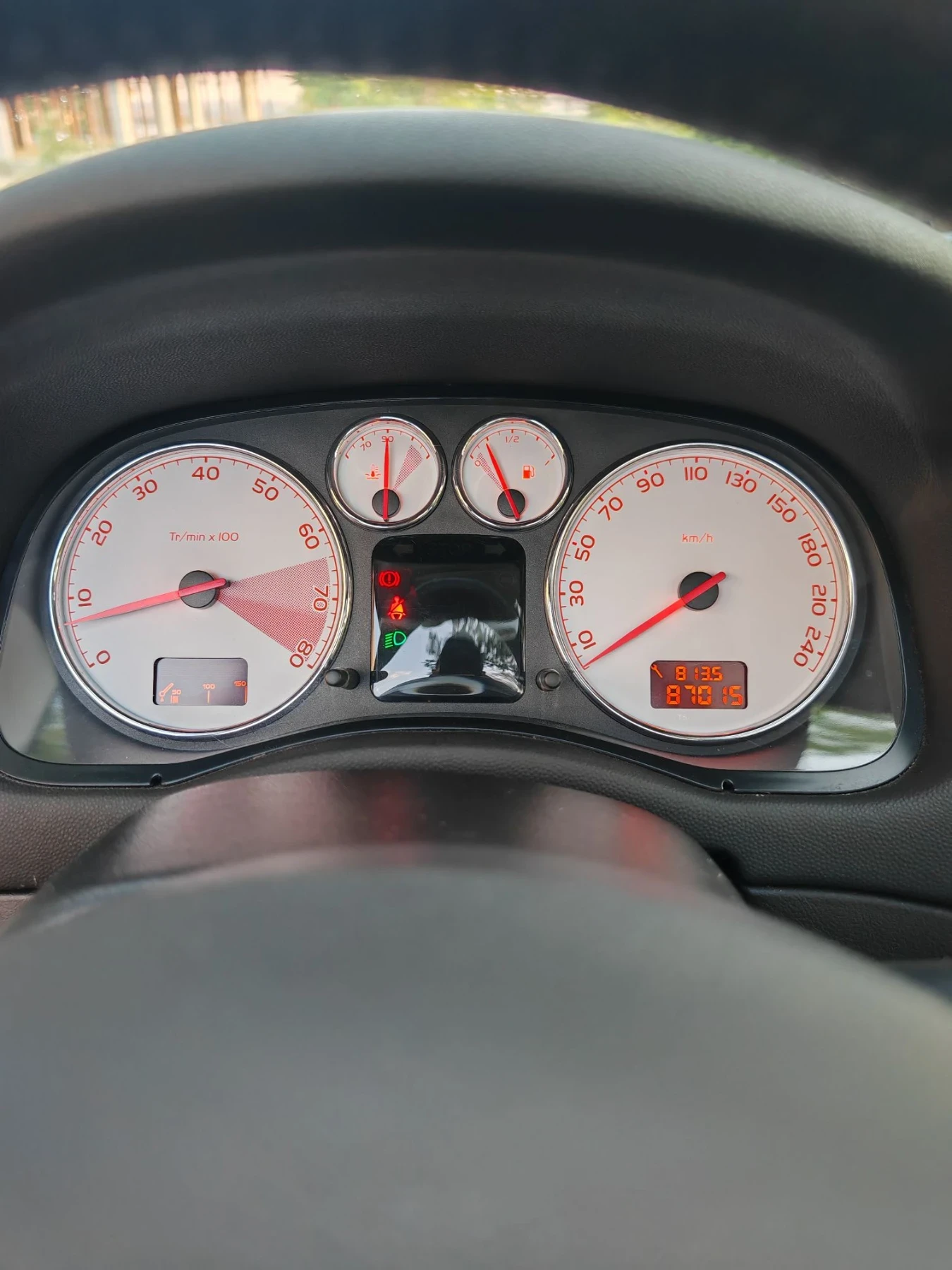 Peugeot 307 87000 км 2.0 136 к.с 16 v Бензин, снимка 12 - Автомобили и джипове - 56154592