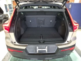 Volvo XC40 PLUS| 360 камери| 2 ключа| Панорама| Carfax, снимка 13