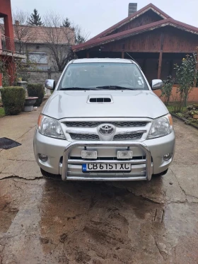 Toyota Hilux 2.5 D4-D 4x4, снимка 1