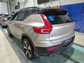 Volvo XC40 PLUS| 360 камери| 2 ключа| Панорама| Carfax | Auto.bg — изображение 4