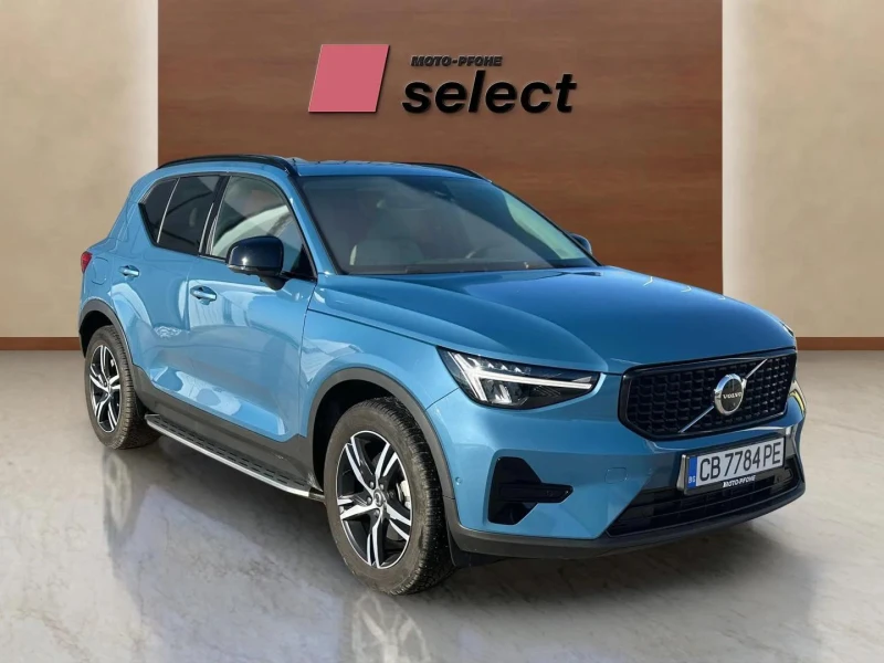 Volvo XC40 2.0 B4, снимка 2 - Автомобили и джипове - 48722525