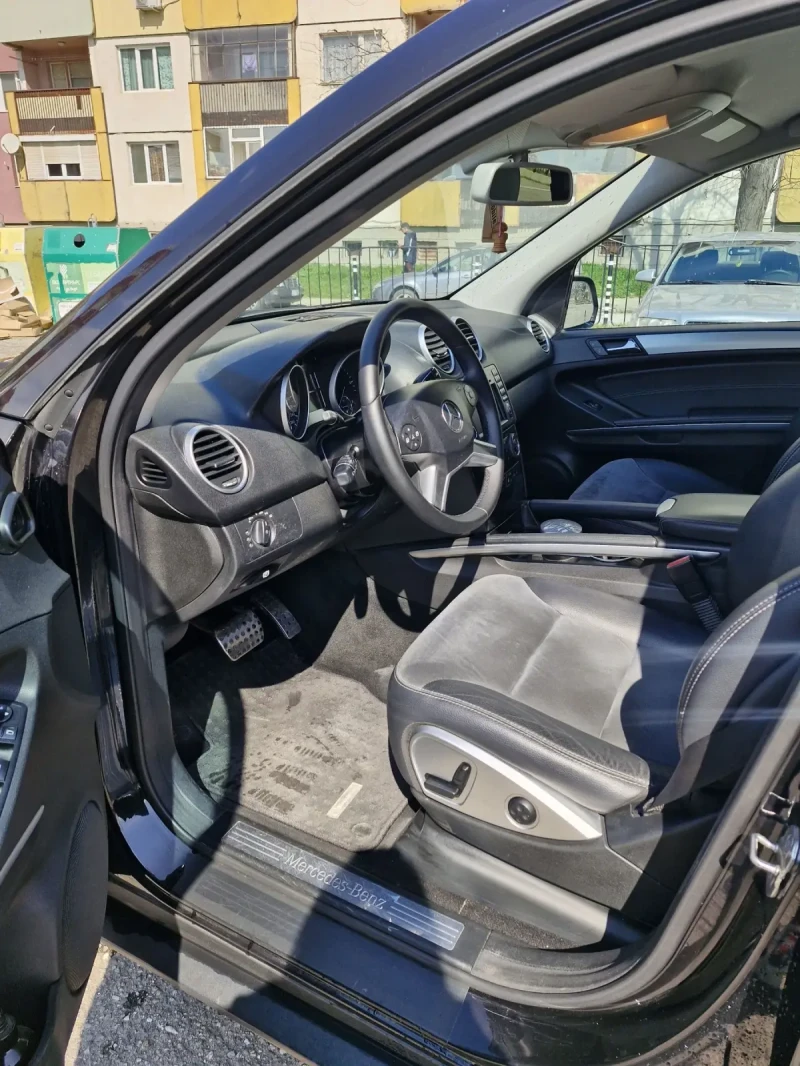 Mercedes-Benz ML 350, снимка 5 - Автомобили и джипове - 49059177