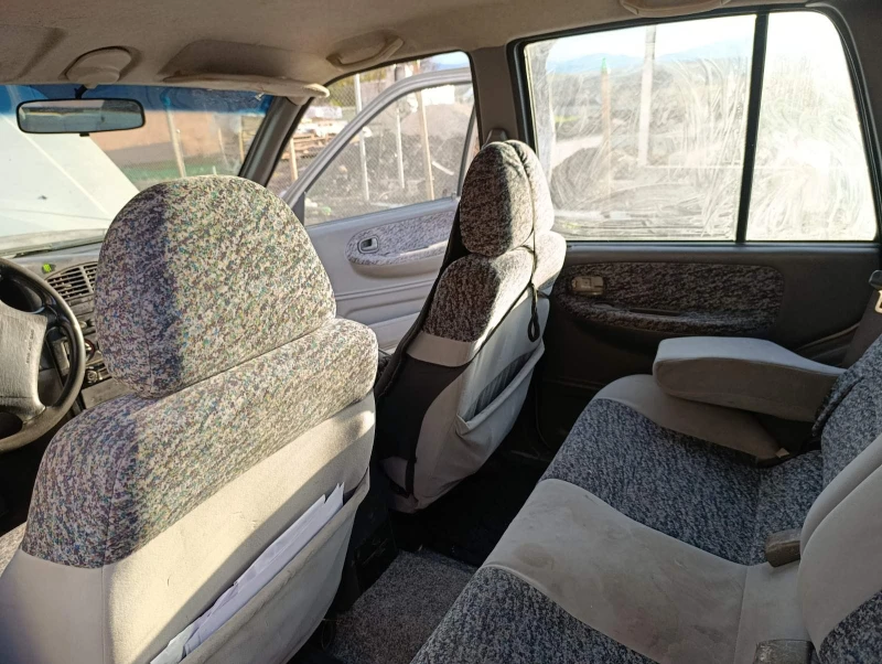 Kia Sportage, снимка 7 - Автомобили и джипове - 53101003