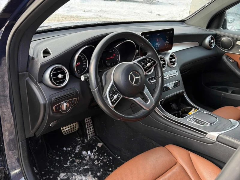Mercedes-Benz GLC 300 * 4MATIC * CARFAX * КАМЕРА * КАРПЛЕЙ * ПОДГРЕВ, снимка 5 - Автомобили и джипове - 53309167