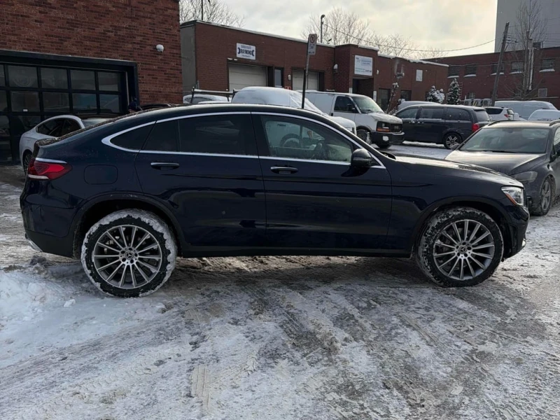 Mercedes-Benz GLC 300 * 4MATIC * CARFAX * КАМЕРА * КАРПЛЕЙ * ПОДГРЕВ, снимка 3 - Автомобили и джипове - 53309167