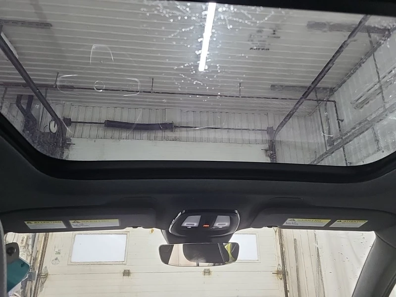 Volvo XC40 * RECHARGE P8 EAWD PURE ELECTRIC * CARFAX * , снимка 13 - Автомобили и джипове - 53324160