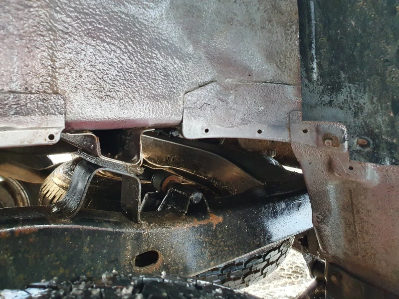 Mitsubishi L200 2.5 99к.с. КЛИМАТИК, снимка 14 - Автомобили и джипове - 53573600