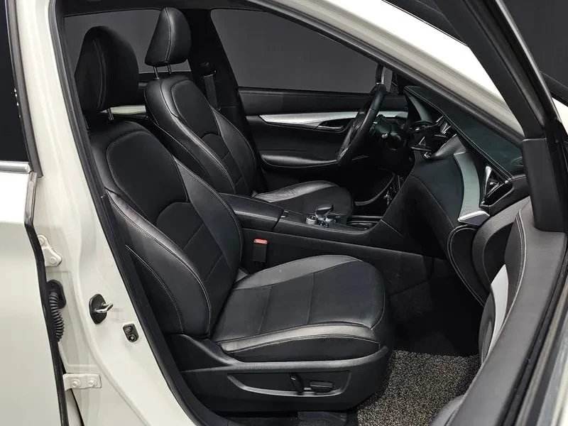 Infiniti QX50 2.0 ESSENTIAL, снимка 9 - Автомобили и джипове - 54854666