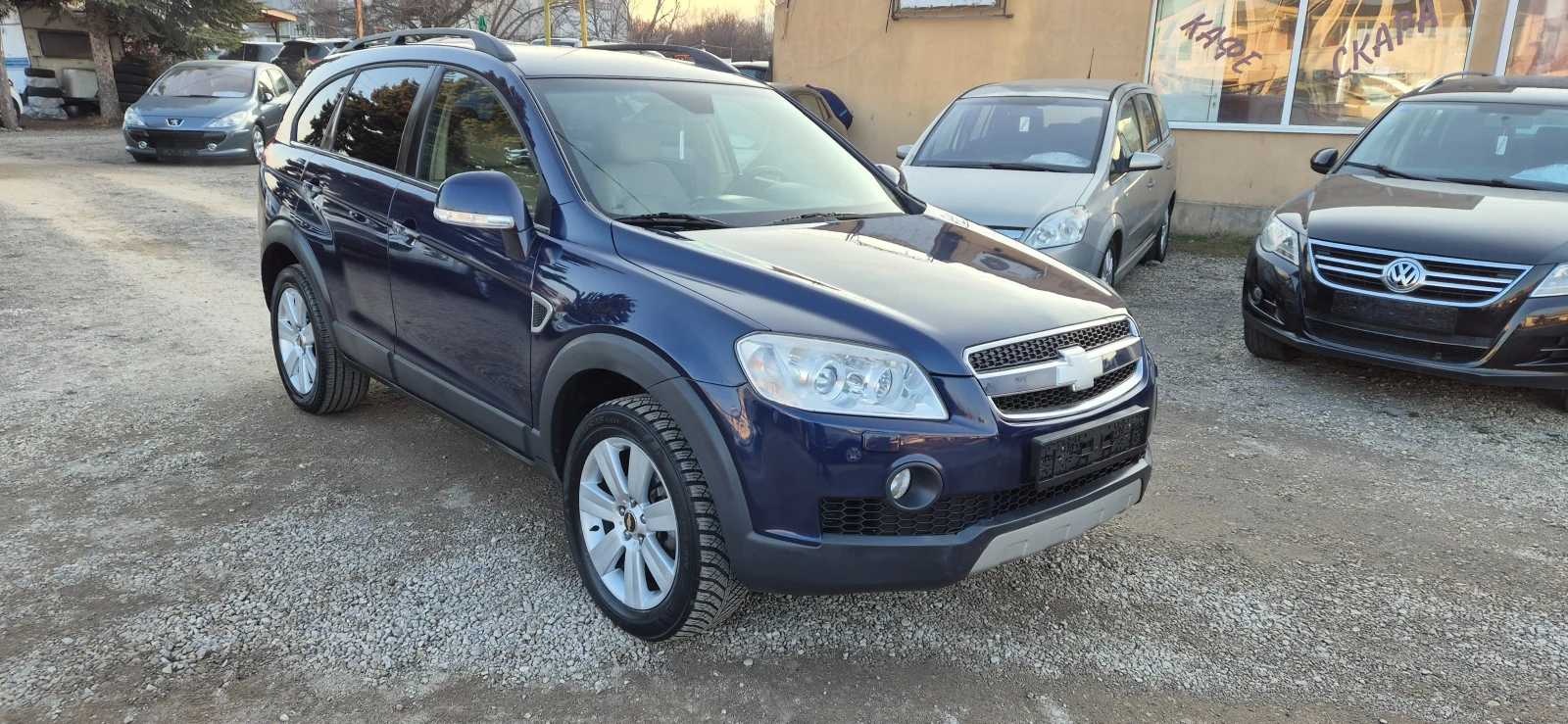 Chevrolet Captiva 2.0VCDI АВТОМАТИК  - изображение 2