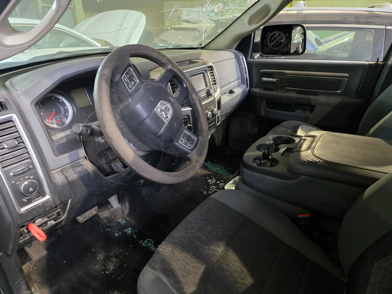 Dodge RAM 1500  - изображение 6