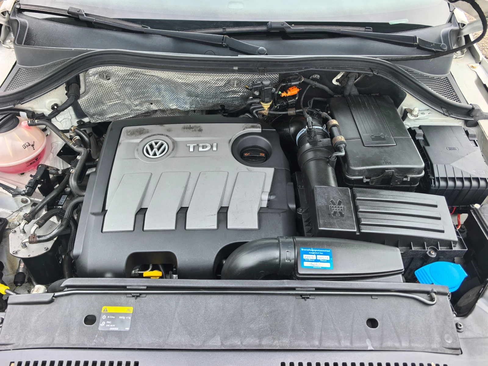 VW Tiguan 2.0TDI R-LINE | Mobile.bg — изображение 15