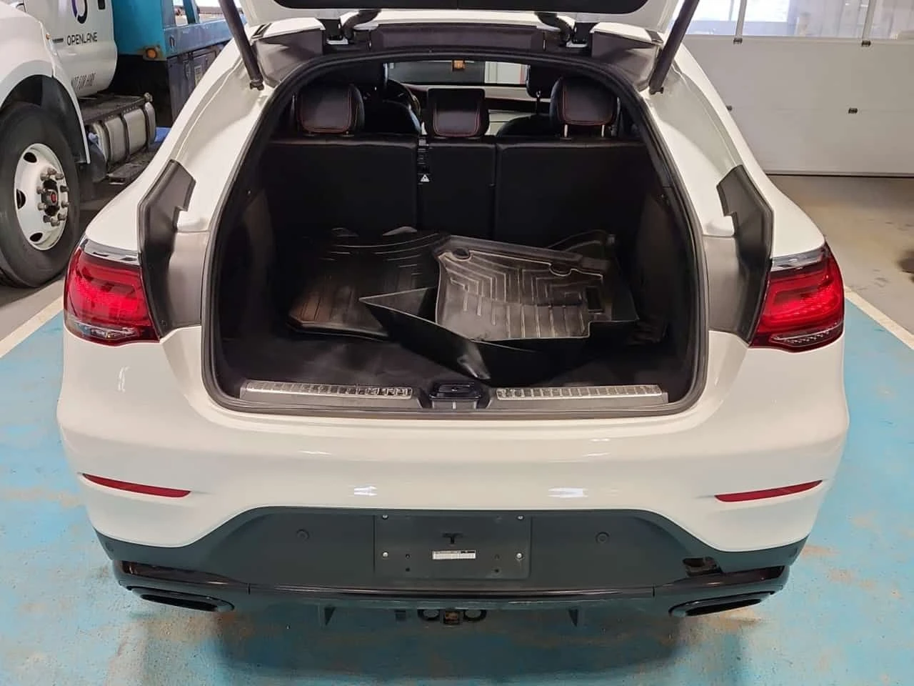 Mercedes-Benz GLC 300 4MATIC Coupe AMG Line | DISTRONIC | HUD | 360 |  | Mobile.bg � ����������� 14