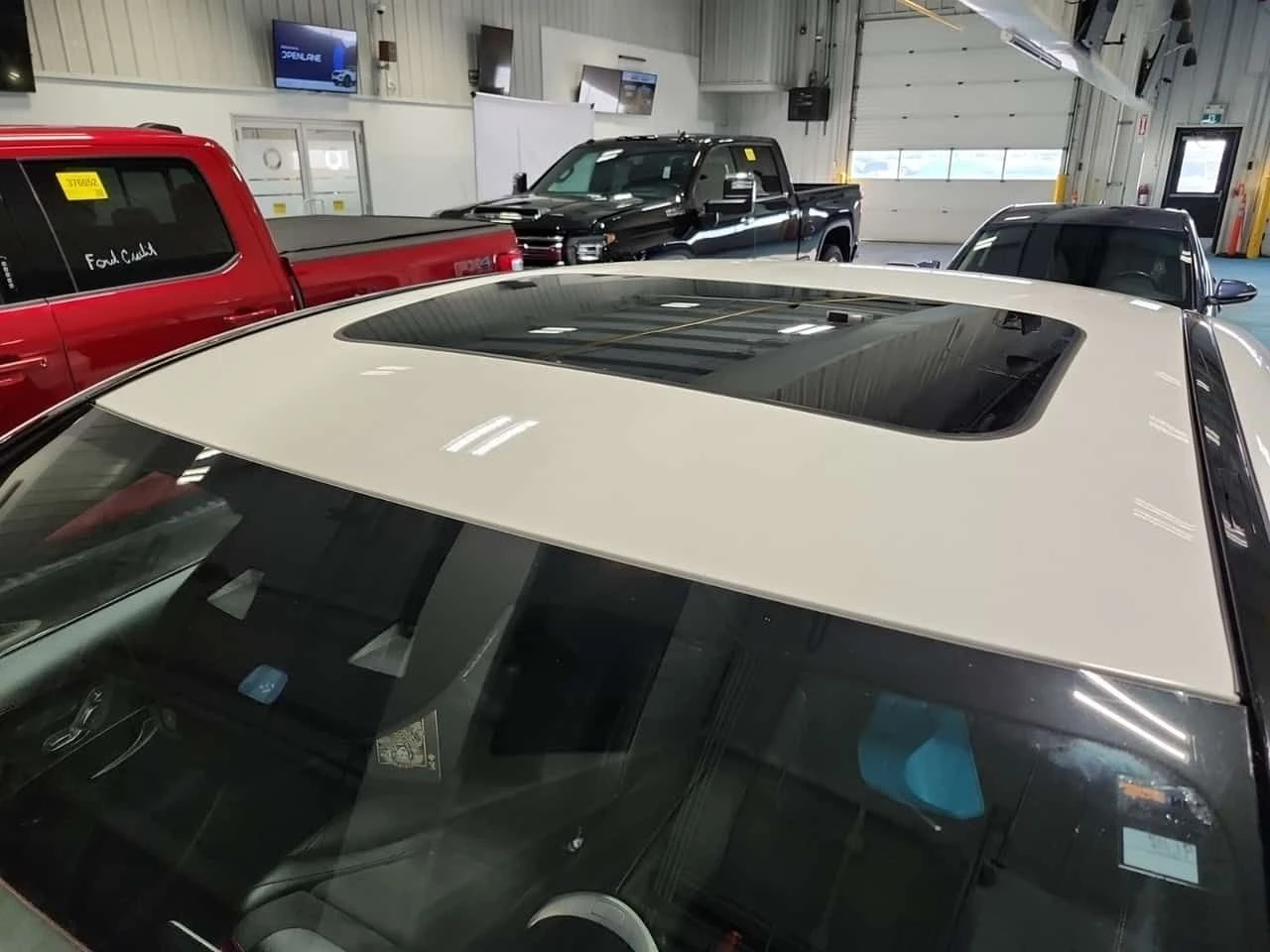 Mercedes-Benz GLC 300 4MATIC Coupe AMG Line | DISTRONIC | HUD | 360 |  | Mobile.bg � ����������� 17