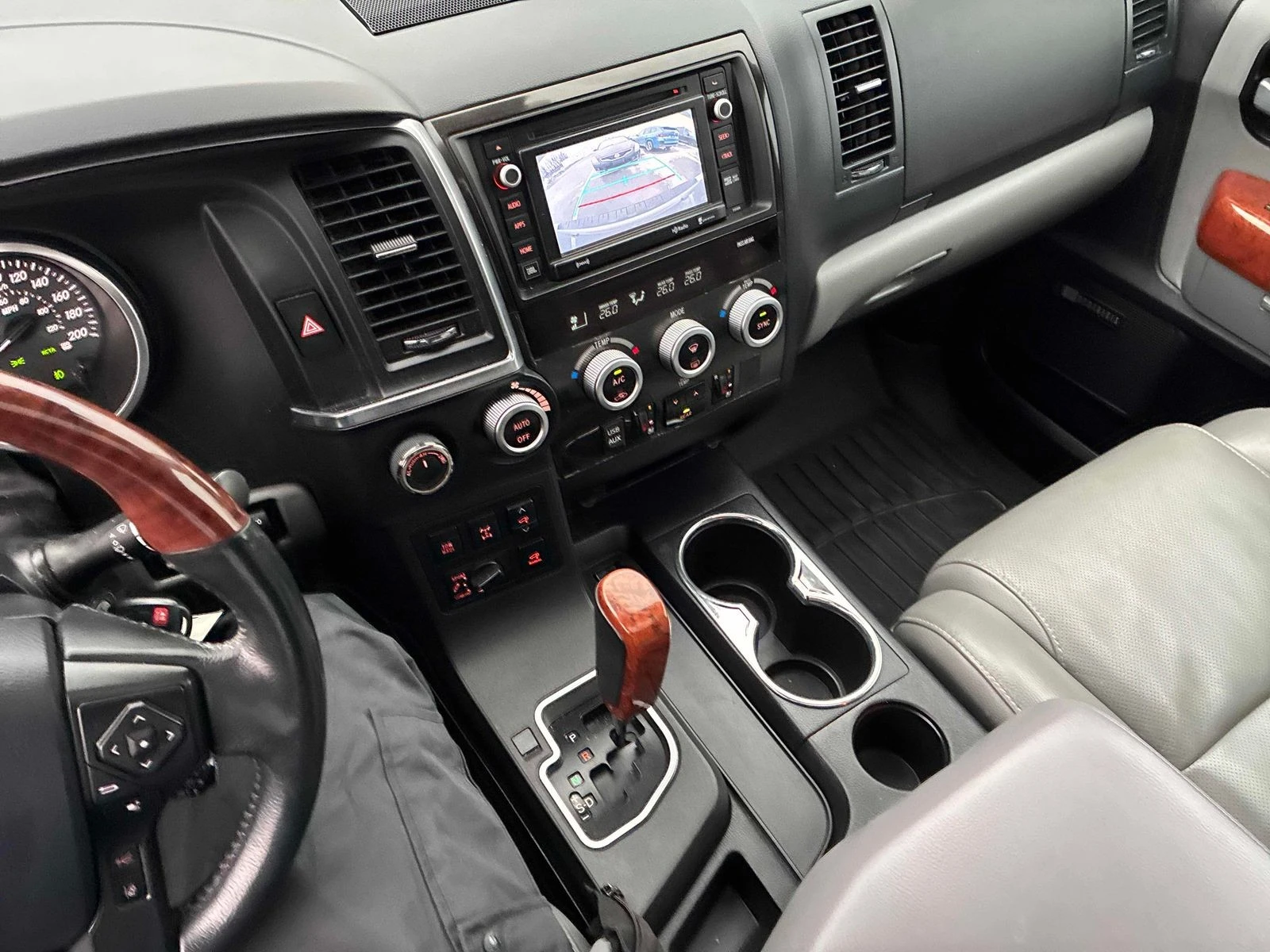 Toyota Sequoia Platinum � ����������� & ���� ������  | Mobile.bg � ����������� 9