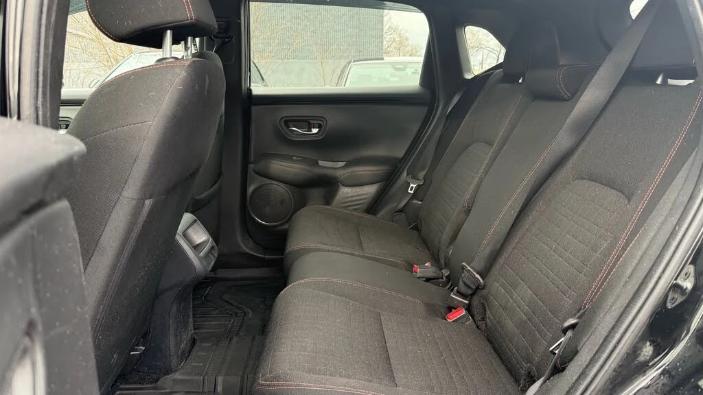 Honda Hr-v SPORT* AWD* АвтоКредит* (ЦЕНА ДО БГ), снимка 10 - Автомобили и джипове - 54139030