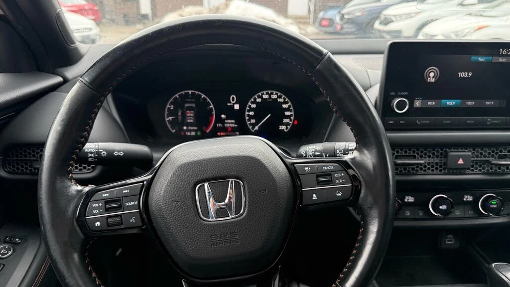 Honda Hr-v SPORT* AWD* АвтоКредит* (ЦЕНА ДО БГ), снимка 13 - Автомобили и джипове - 54139030