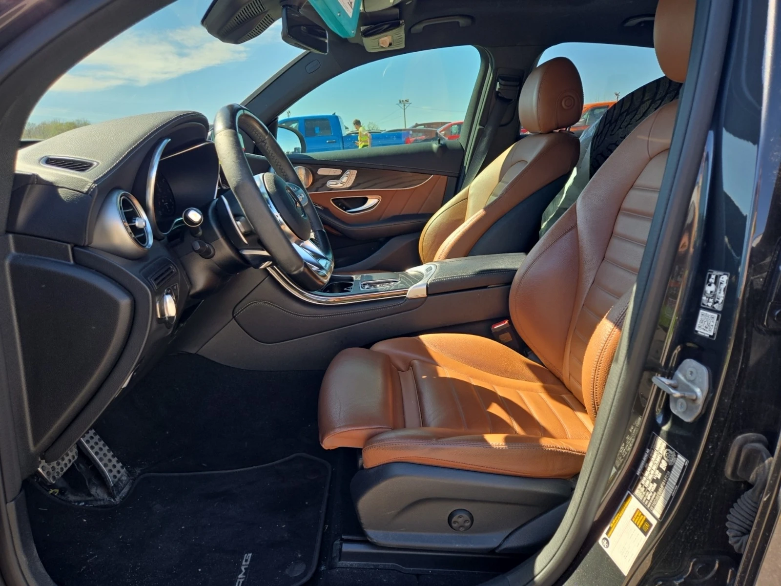 Mercedes-Benz GLC 43 AMG 360 КАМЕРА * * CARFAX * * АВТО КРЕДИТ * * , снимка 7 - Автомобили и джипове - 54623224