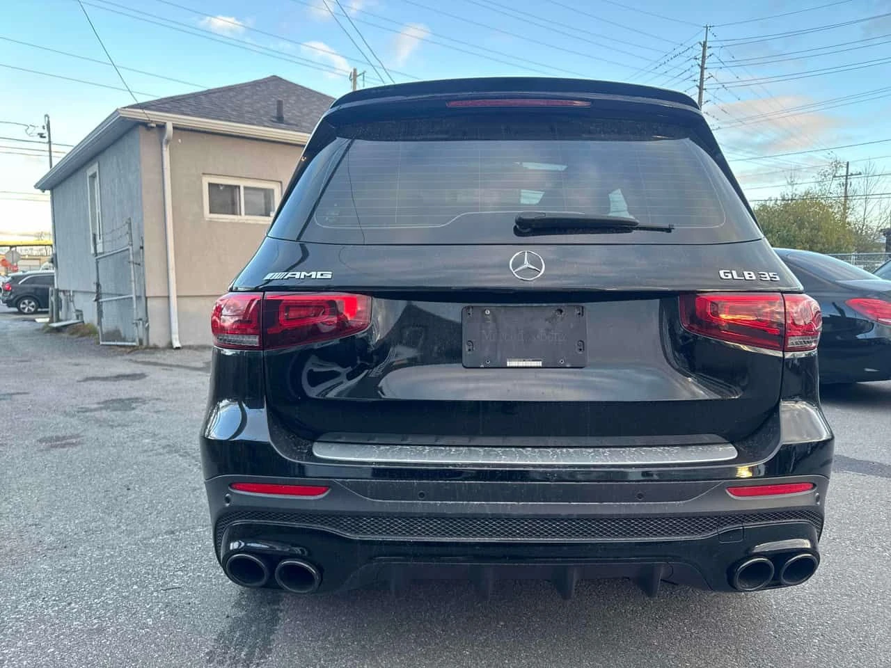 Mercedes-Benz GLB AMG 35| DISTRONIC| 360| ПОДГРЕВИ| ПАНОРАМА| CARFAX, снимка 5 - Автомобили и джипове - 54656445