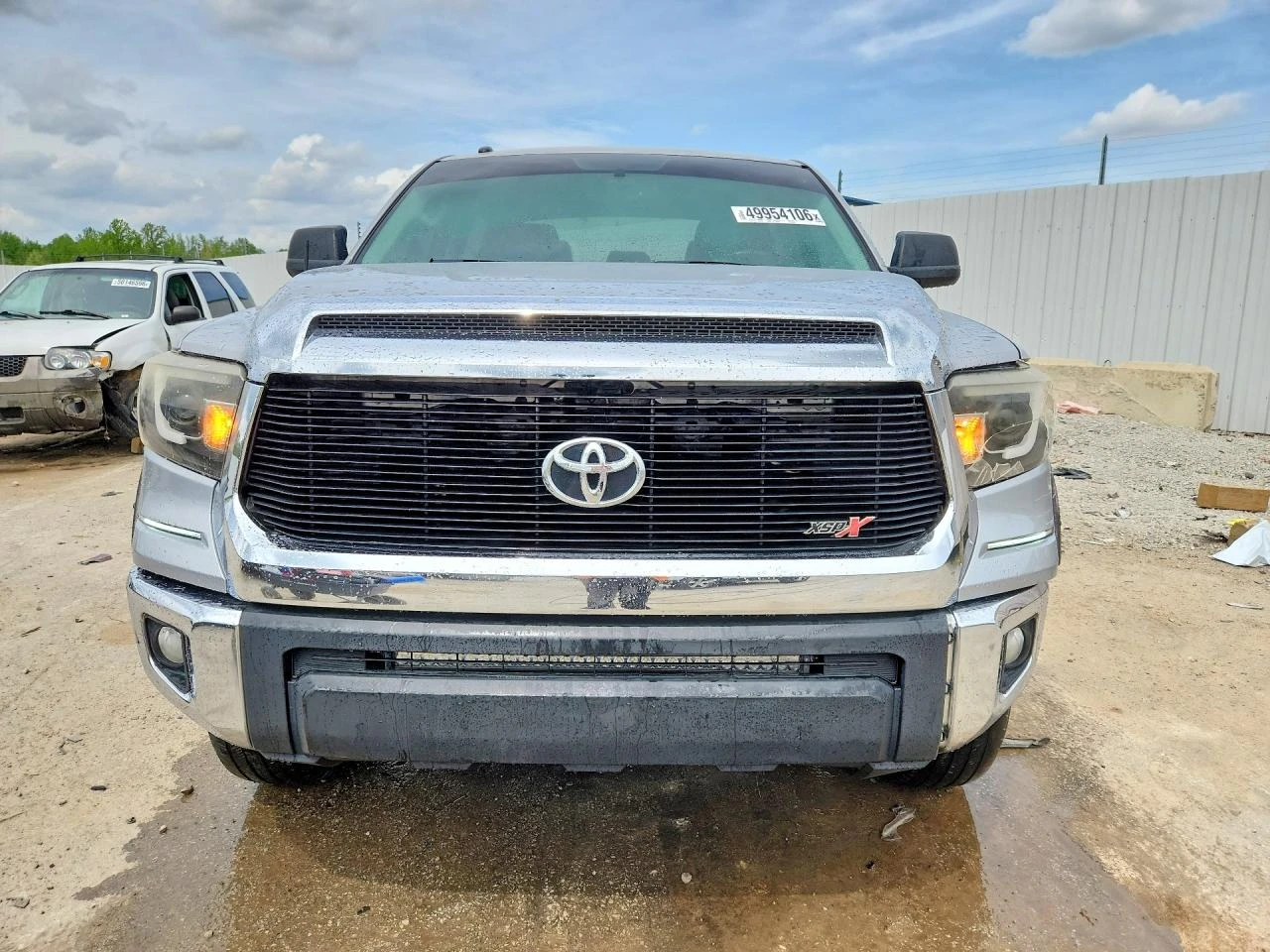 Toyota Tundra 5.7l Crewmax Sr5, снимка 5 - Автомобили и джипове - 54883875