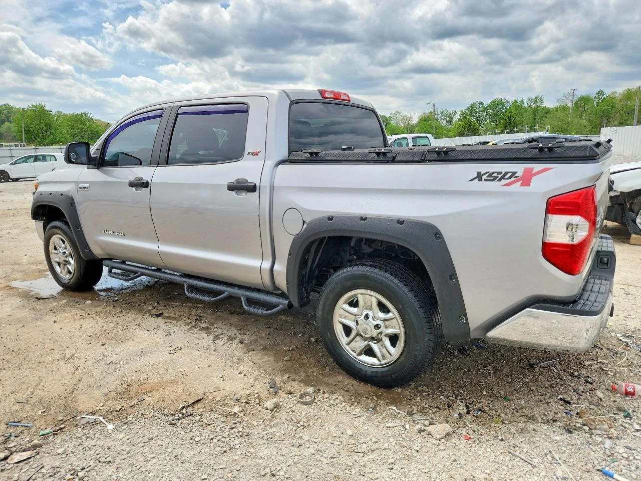 Toyota Tundra 5.7l Crewmax Sr5, снимка 2 - Автомобили и джипове - 54883875