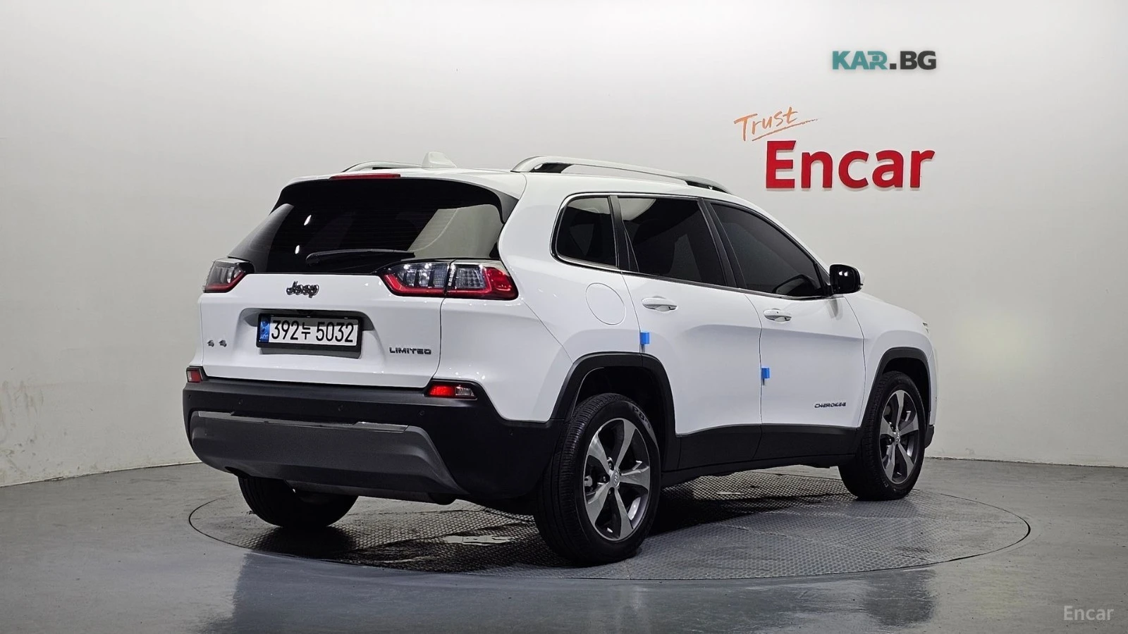 Jeep Cherokee 2.4* LIMITED* КОЖА* ПОДГРЕВ* ОБДУХВАНЕ* ПАНОРАМА* , снимка 2 - Автомобили и джипове - 55298935