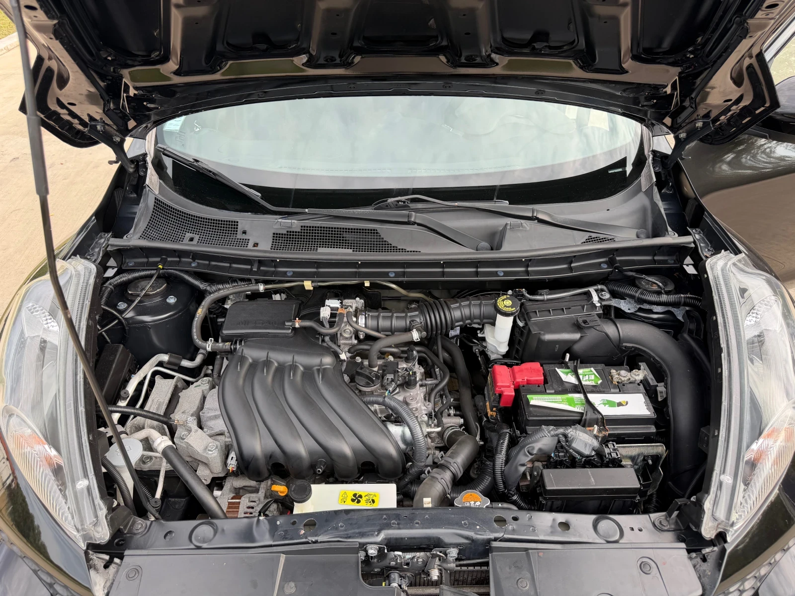 Nissan Juke 1.6i* АВТОМАТИК, снимка 13 - Автомобили и джипове - 55411326