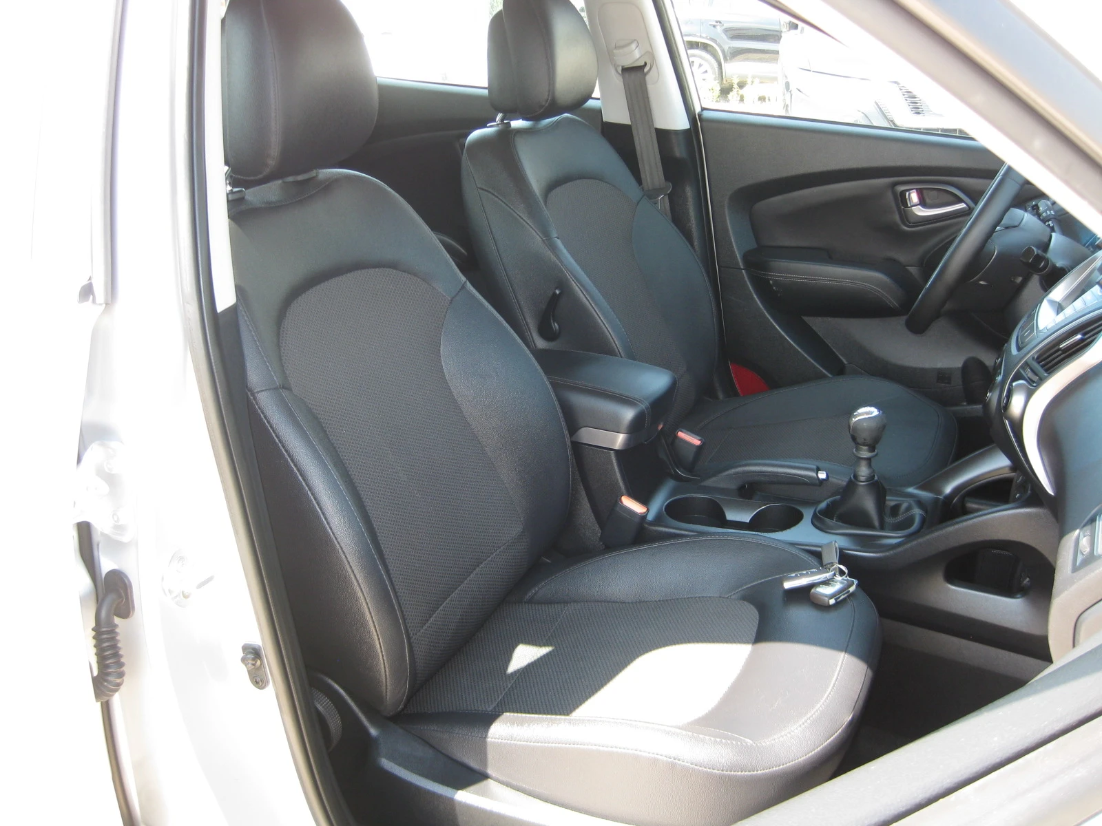 Hyundai IX35 Xposible, снимка 14 - Автомобили и джипове - 55468416