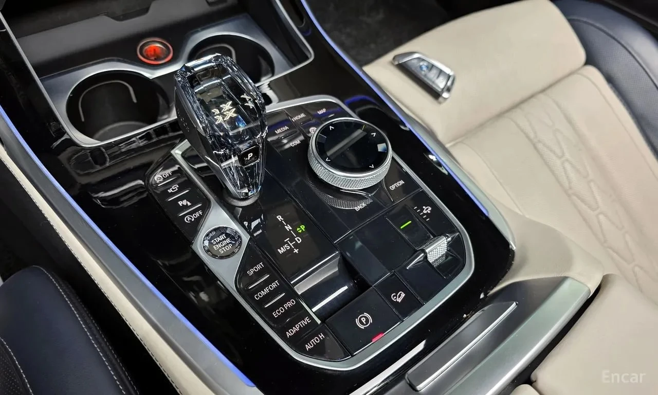 BMW X7 30d M Sport First Edition/ДИСТР/360/ХЕДЪП/ЛАЗЕРИ/, снимка 9 - Автомобили и джипове - 55833069