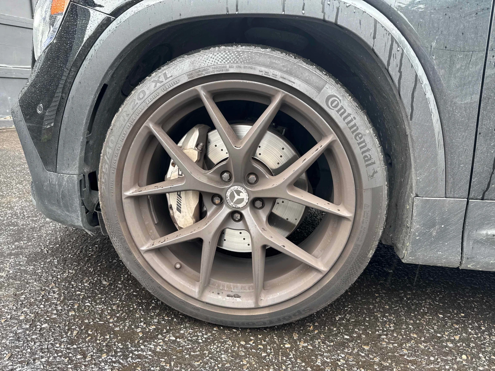 Mercedes-Benz GLB35AMG 4MATIC* DISTRONIC* BURMESTER* 360КАМЕРИ* , снимка 7 - Автомобили и джипове - 56023513