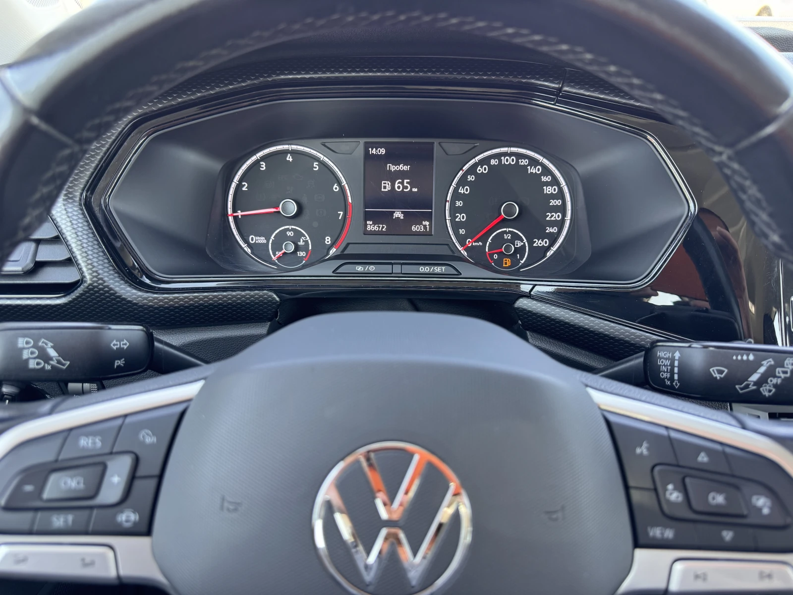 VW T-Cross LIFE+ /1.0TSI/110K.C./6MT, снимка 12 - Автомобили и джипове - 56129485