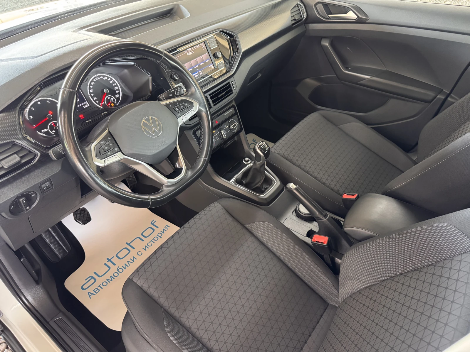 VW T-Cross LIFE+ /1.0TSI/110K.C./6MT, снимка 7 - Автомобили и джипове - 56129485