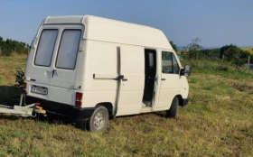 Обява за продажба на Renault Trafic 2500 ~5 500 лв. - изображение 1