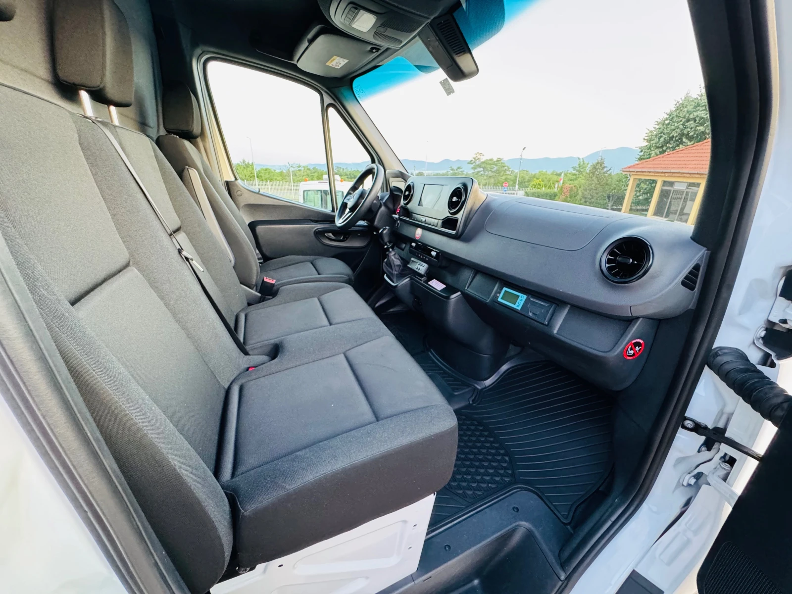 Mercedes-Benz Sprinter 316 -30!V500MAX!THERMOKING!Немски!КАТО НОВ! - изображение 5