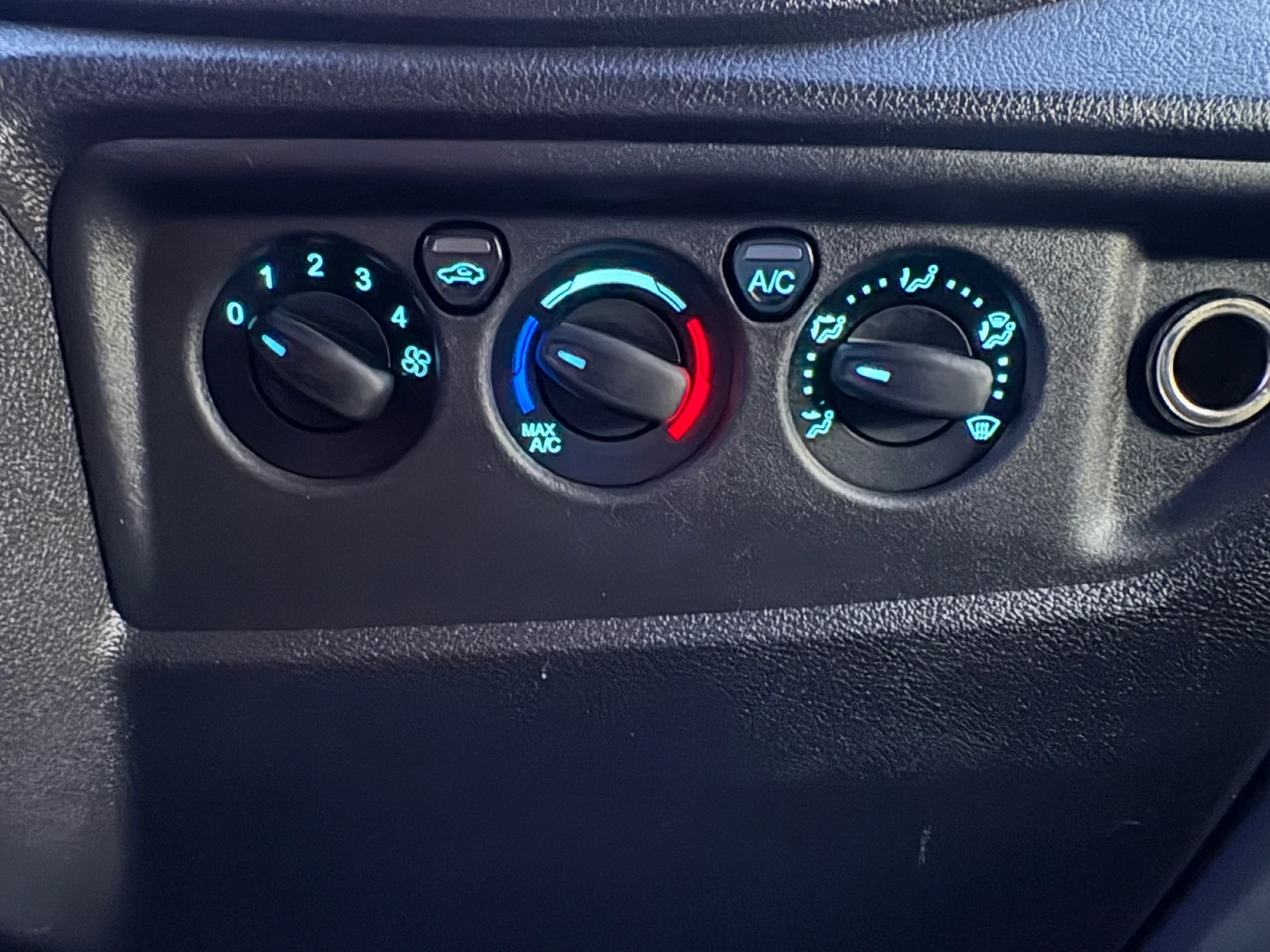 Ford Transit ПЕРФЕКТЕН! ЕВРО 6!, снимка 11 - Бусове и автобуси - 53803245