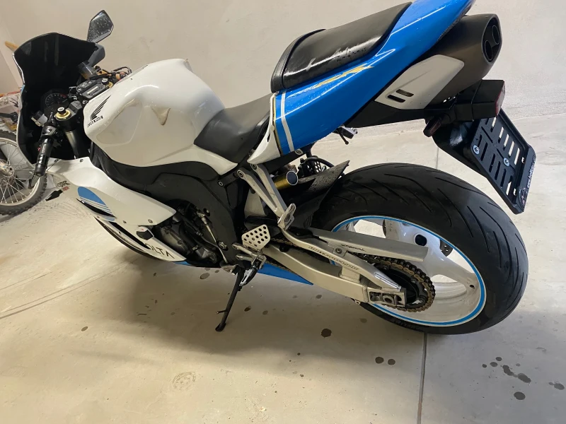 Honda Cbr 1000rr, снимка 3 - Мотоциклети и мототехника - 52564892