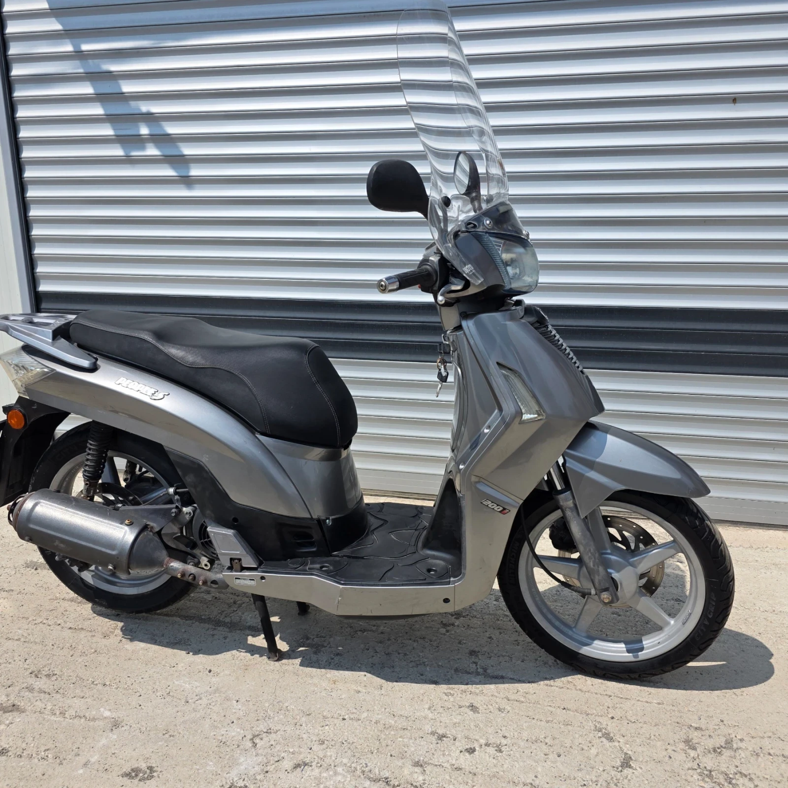 Kymco People 200i