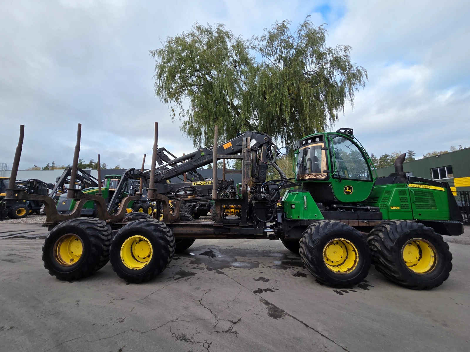 �������������� ������ ������ �� ���������� John Deere 1210E | Mobile.bg � ����������� 4