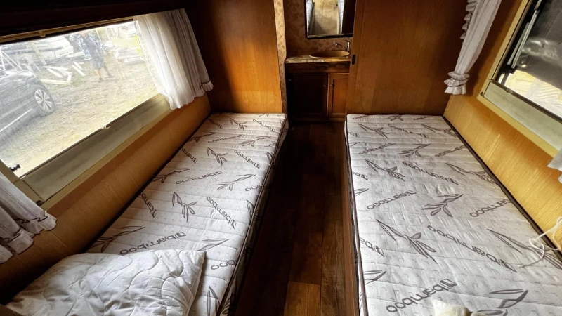 Каравана Fendt, снимка 2 - Каравани и кемпери - 52299400