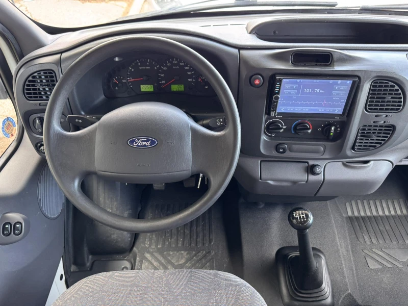 Кемпер Ford Transit , снимка 7 - Каравани и кемпери - 52955800