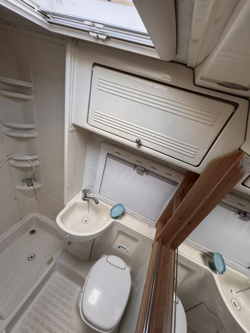 Кемпер Ford Transit , снимка 10 - Каравани и кемпери - 52955800