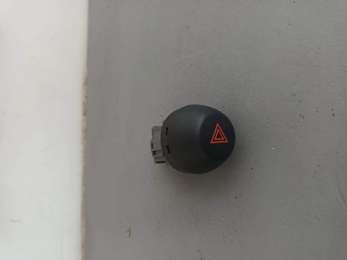    4 2.2  | Mobile.bg   1