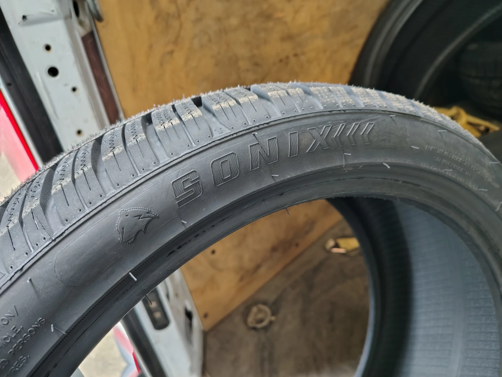  255/35R20 | Mobile.bg   5