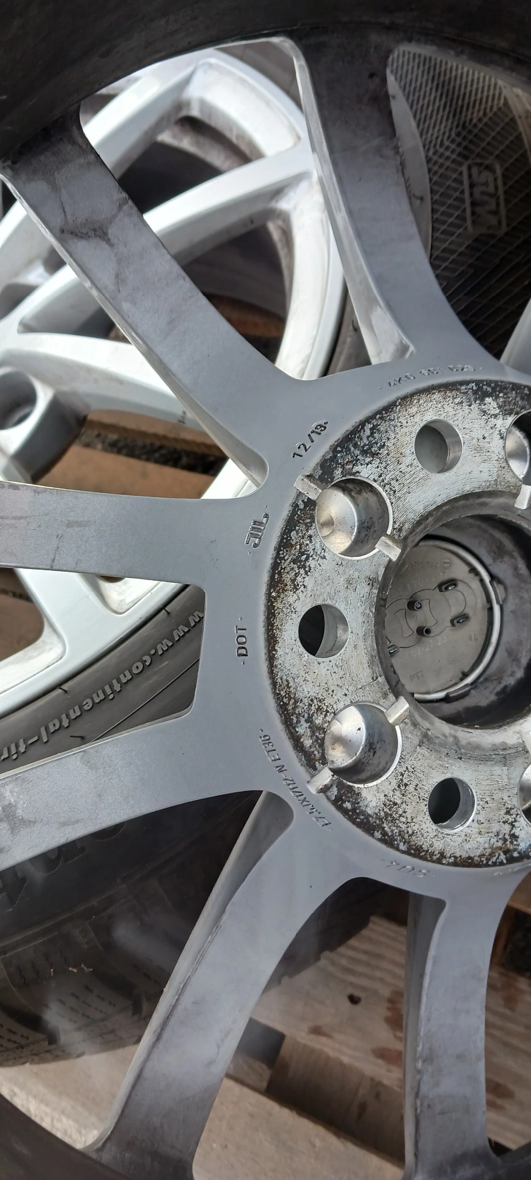 ���� � ������ 225/60R17 �� Audi | Mobile.bg � ����������� 5