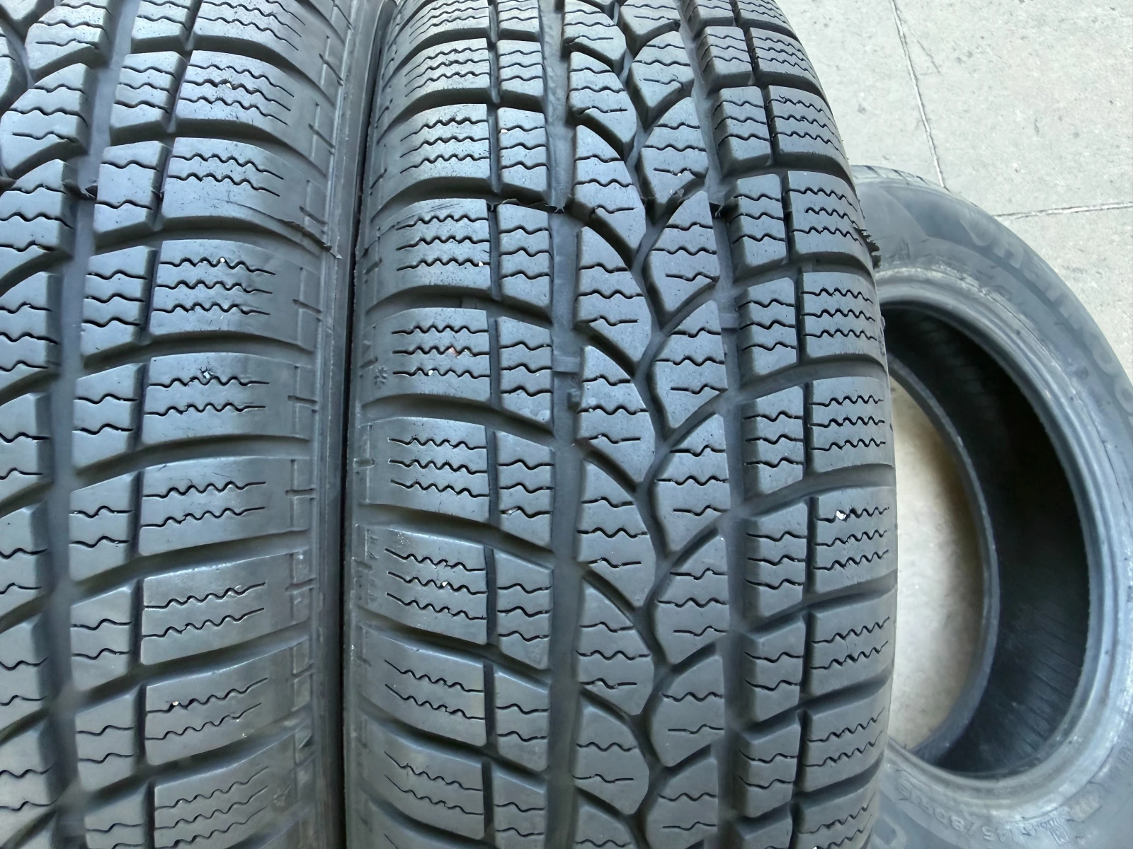 Гуми Зимни 155/70R13, снимка 3 - Гуми и джанти - 55687295